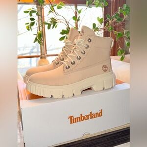 TIMBERLANDS Greyfield Mid Lace Boot in Light Beige Nubuck Size 9 Women NEW